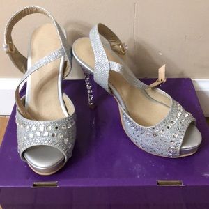 Sliver bling heels